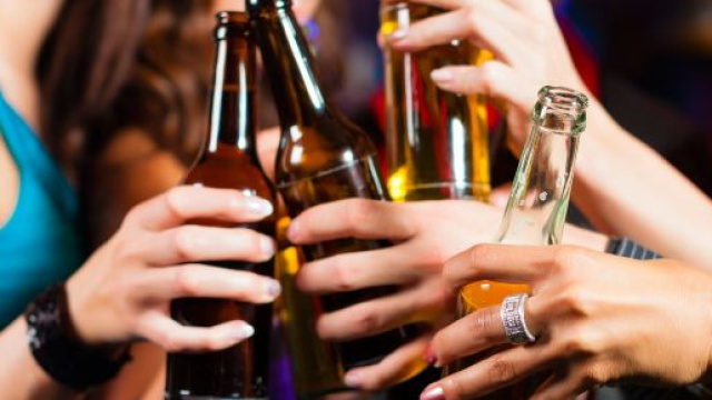 Rovigo, dodicenne beve a Capodanno: ricoverata in coma etilico