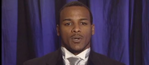 Daniel Bullocks is keeping the former Nebraska football player tradition alive [Image via Ed Block Courage Award/YouTube]