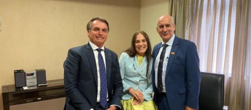 Estamos noivando', diz Regina Duarte, sobre convite para ingressar na SEC. (Arquivo Blasting News)