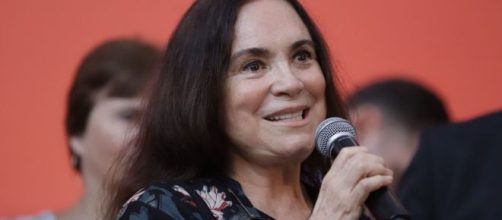 Regina Duarte fala em 'noivado' com o governo. ( Arquivo Blasting News)