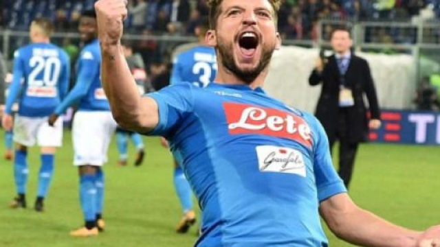 Calciomercato Juventus, Mertens potrebbe essere il rinforzo a zero per l'estate