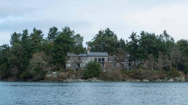 Harry e Meghan trovano ristoro in una villa da 14 milioni di dollari - 1