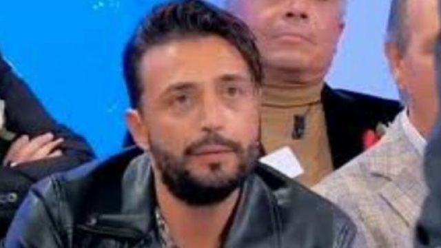 Uomini e donne, puntata del 22 genbaio: Armando torna in studio con la ex fidanzata