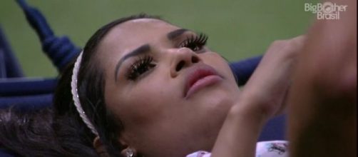 Flayslane diz que os participantes tem medo de se mostrar e os chama de insuport&aacute;veis. (Reprodu&ccedil;&atilde;o/TV Globo)