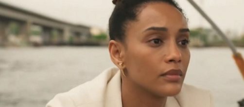 Vit&oacute;ria nega ajuda a Magno e deixa Lurdes na m&atilde;o. (Reprodu&ccedil;&atilde;o/TV Globo)