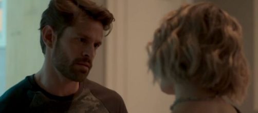 Estela exp&otilde;e Tales para L&iacute;dia e bonit&atilde;o promete vingan&ccedil;a. (Reprodu&ccedil;&atilde;o/TV Globo)