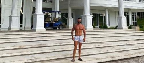 Ap&oacute;s aparecer em uma foto ao lado de sua fazenda, Gustavo Lima deixa todos surpreendidos. (Reprodu&ccedil;&atilde;o/Instagram/@gusttavolima)