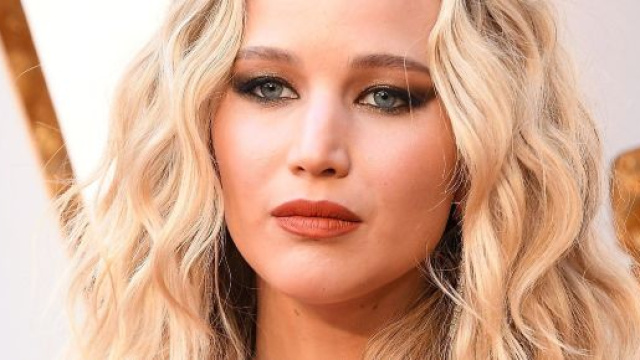 Tagli di capelli: il chin bob nell'inverno 2020