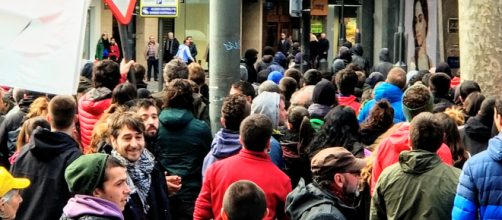 Encapuchados han protagonizado alg&uacute;n encontronazo con comercios abiertosdurante la huelga