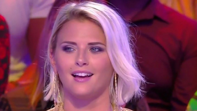 TPMP : Kelly Vedovelli d&eacute;nonce les relations extra conjugales de Chirac et l'insulte. Credit: Capture/C8