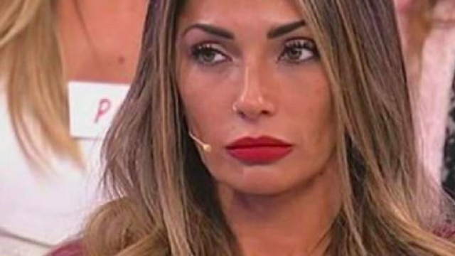 Uomini e Donne, registrazione 30 gennaio: lda in studio per la sfilata, potrebbe essere finita con Riccardo