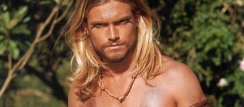 Claudio Heinrich era Tatuapu em 'Uga-Uga'. (Divulga&ccedil;&atilde;o/TV Globo)