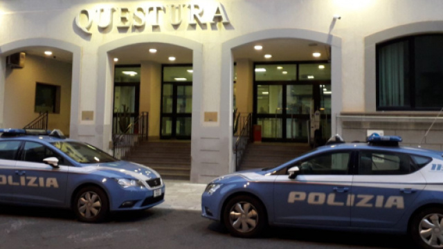 Reggio Calabria: rapina ai danni di una nota attivit&agrave;