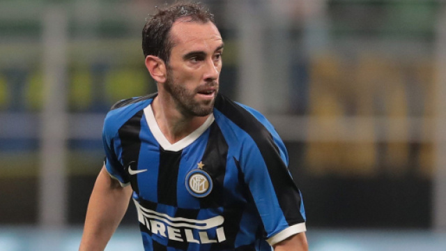 Il Chelsea piomba su Diego Godin.