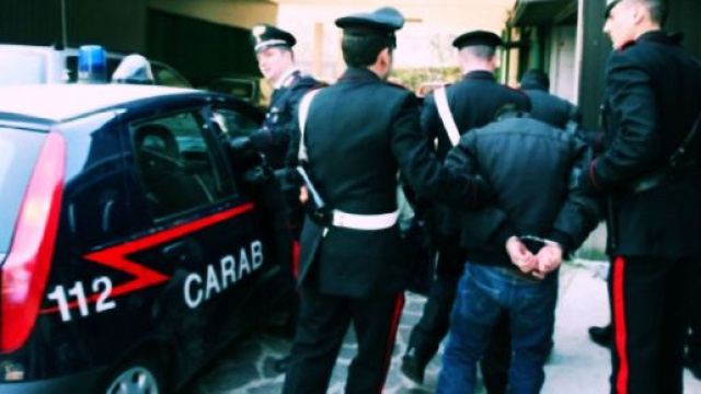 L'intervento dei Carabinieri ha messo fine alla violenta lite.