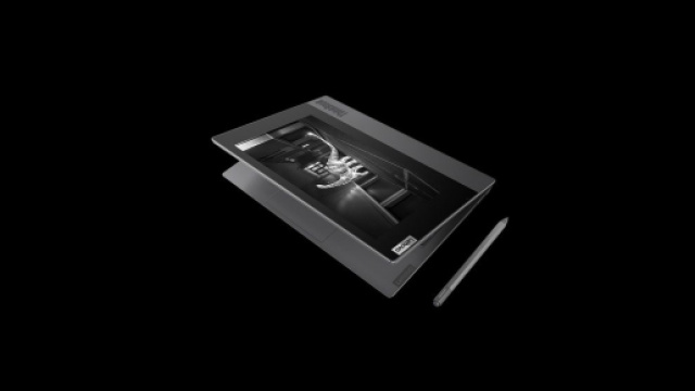 Lenovo ThinkBook Plus, portatile con penna e display esterno presentato al CES 2020