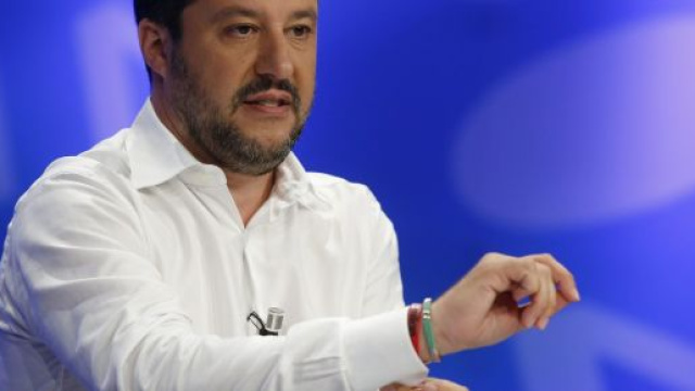 Pensioni, Salvini: &lsquo;Se torna Legge Fornero facciamo barricate&rsquo;