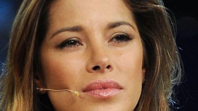 Aida Yespica, parla dei suoi amori nella puntata di gioved&igrave; 9 gennaio di Rivelo