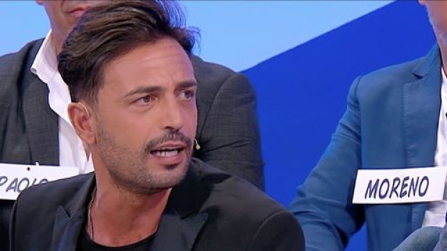 Uomini e donne, registrazione 8 gennaio: Armando torna al Trono Over per difendersi dalle accuse.