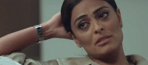 Carolina acaba na cadeia em 'Totalmente Demais'. (Arquivo Blasting News)