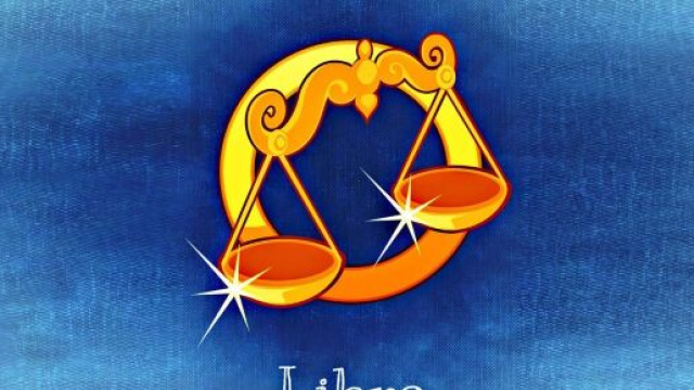 Oroscopo di ottobre per la Bilancia: amore, lavoro e salute.