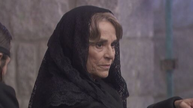 Il Segreto, anticipazioni spagnole: Eulalia vorr&agrave; ridurre in miseria Francisca.
