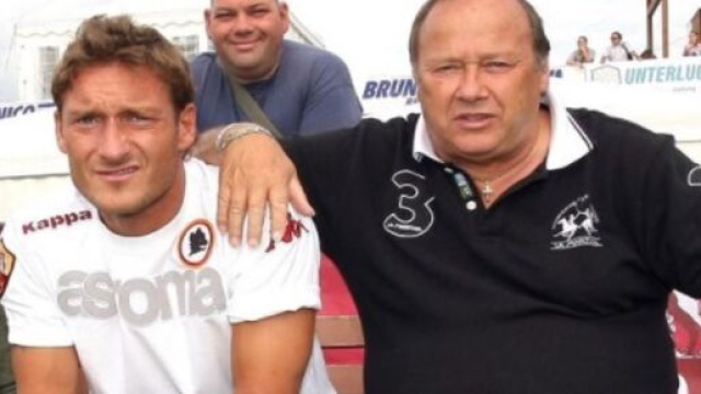 Lutto per Francesco Totti: l'ex capitano ha perso suo padre.