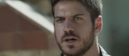 Zeca far&aacute; quest&atilde;o de tentar humilhar a ex em "A For&ccedil;a do Querer". (Reprodu&ccedil;&atilde;o/TV Globo)