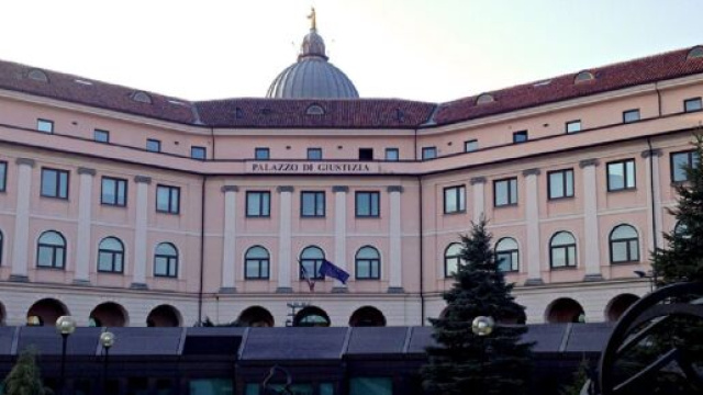 Dipendente di una compagnia assicurativa &egrave; stata condannata a 4 anni per aver avvelenato il caff&egrave; di una collega.