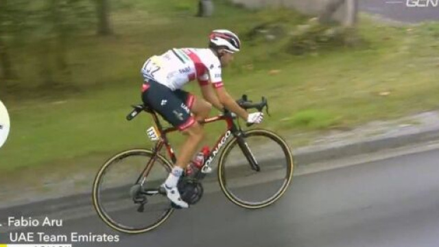 Fabio Aru nella tappa del ritiro al Tour de France.