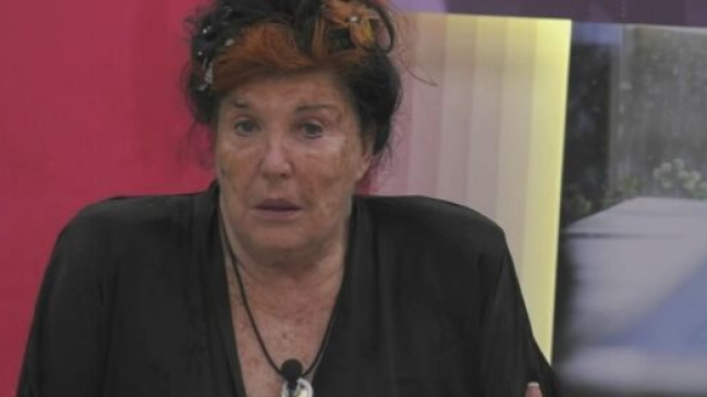 Gf Vip, Patrizia De Blanck contro Dayane Mello: 'Sembri una selvaggia del Brasile'.