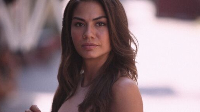 Demet Ozmedir fa chiarezza sul rapporto con Can Yaman: 'Siamo amici, gli voglio bene'.