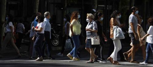 Espa&ntilde;a supera la barrera de los 15.000 contagios en la segunda ola de coronavirus