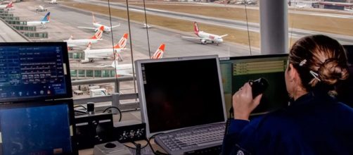 No dia 20 de outubro comemora-se o Dia do Controlador de Tr&aacute;fego A&eacute;reo (Enilton Kirchhof/For&ccedil;a A&eacute;rea Brasileira)