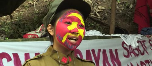 Philippine communists had the support of China 50 years ago. Now they are ready to attack Chinese firms. [Image Source: AFP News Agency/YouTube]