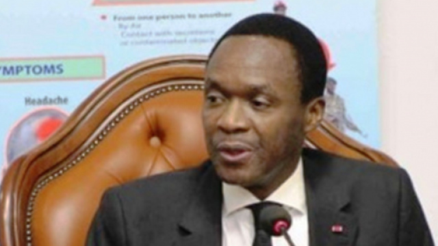 Le Ministre d&eacute;l&eacute;gu&eacute; &agrave; la Pr&eacute;sidence Charg&eacute; de la D&eacute;fense Joseph Beti Assomo (c) Mindef