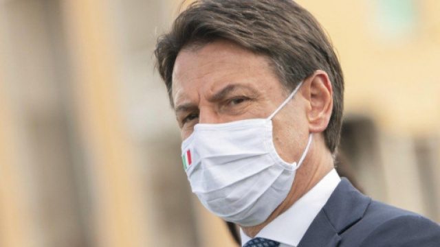 Il governo Conte si starebbe preparando ad imporre nuovo lockdown o coprifuoco.