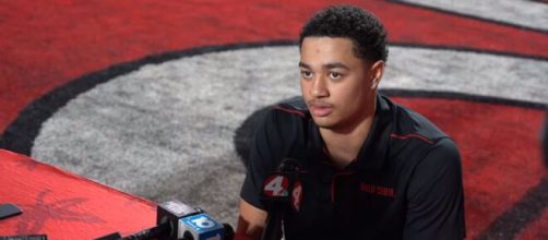 Ohio State Buckeyes: Jaxon Smith-Njigba&rsquo;s catch against Huskers takes internet by storm. [Image Source: Lettermen Row/ YouTube Screenshot]