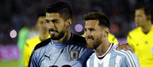 Suar&eacute;z e Messi s&atilde;o os maiores artilheiros de Uruguai e Argentina nas Eliminat&oacute;rias da Am&eacute;rica do Sul. (Arquivo Blasting News)