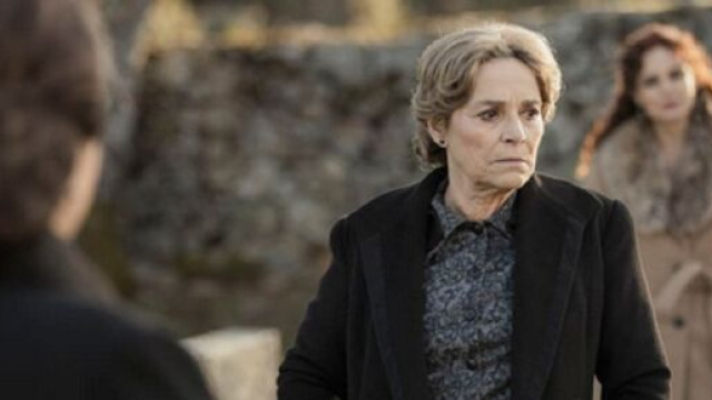 Il segreto, trame Spagna: Francisca affronta Eulalia dopo il falso funerale di Isabel.