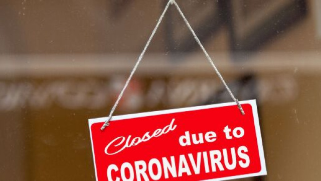 Latina, ragazzo positivo fugge da Covid hotel: ricercato, sar&agrave; denunciato.