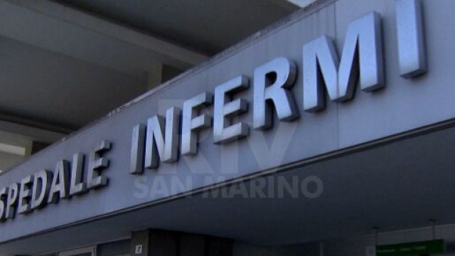 Rimini: vandali danneggiano auto di medici e infermieri dell'ospedale degli Infermi