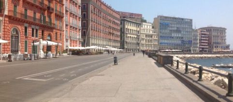 Covid-19, possibile un lockdown per Napoli, Brusaferro: 'Dipende dalla Regione'