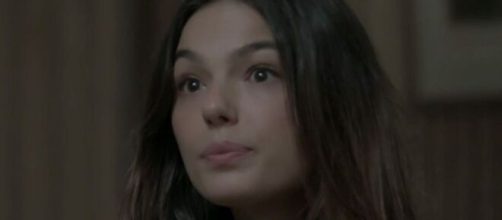 Ritinha &eacute; humilhada em "A For&ccedil;a do Querer". (Reprodu&ccedil;&atilde;o/TV Globo)