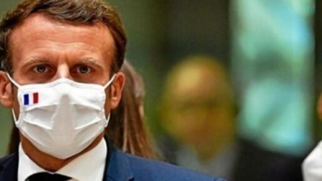 Emmanuel Macron envisageant un reconfinement - capture d&rsquo;&eacute;cran Facebook