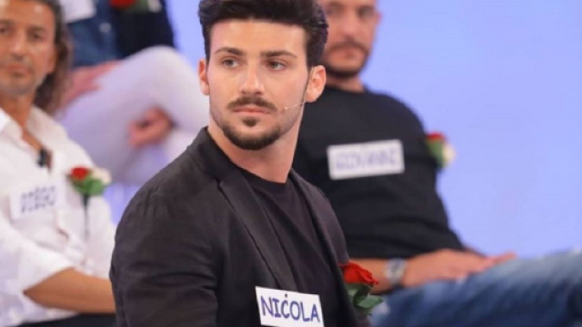 Uomini e Donne, Nicola Vivarelli lascia il programma: 'Addio Italia, torno al mio lavoro in nave'.