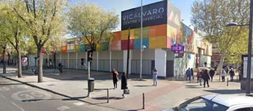 Asalto en el centro comercial de Vic&aacute;lvaro
