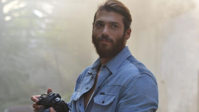 Can Yaman parla del successo di DayDreamer.