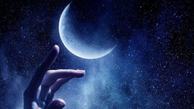 L'oroscopo di domani 8 ottobre e classifica 1&ordf; sestina: La Luna lascia Gemelli, Leone vola.