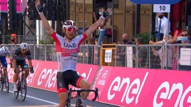 La vittoria di Diego Ulissi nella tappa di Agrigento.